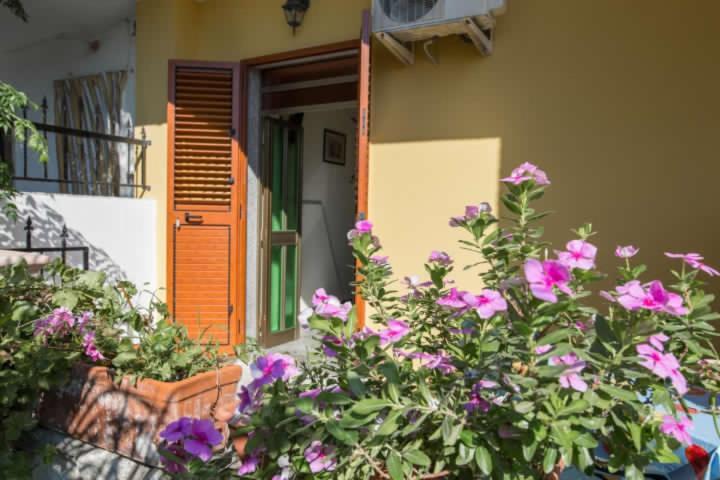 B&B Casa Cosmano Brancaleone Marina Eksteriør bilde