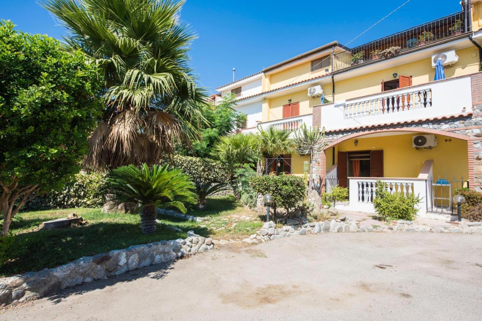 B&B Casa Cosmano Brancaleone Marina Eksteriør bilde