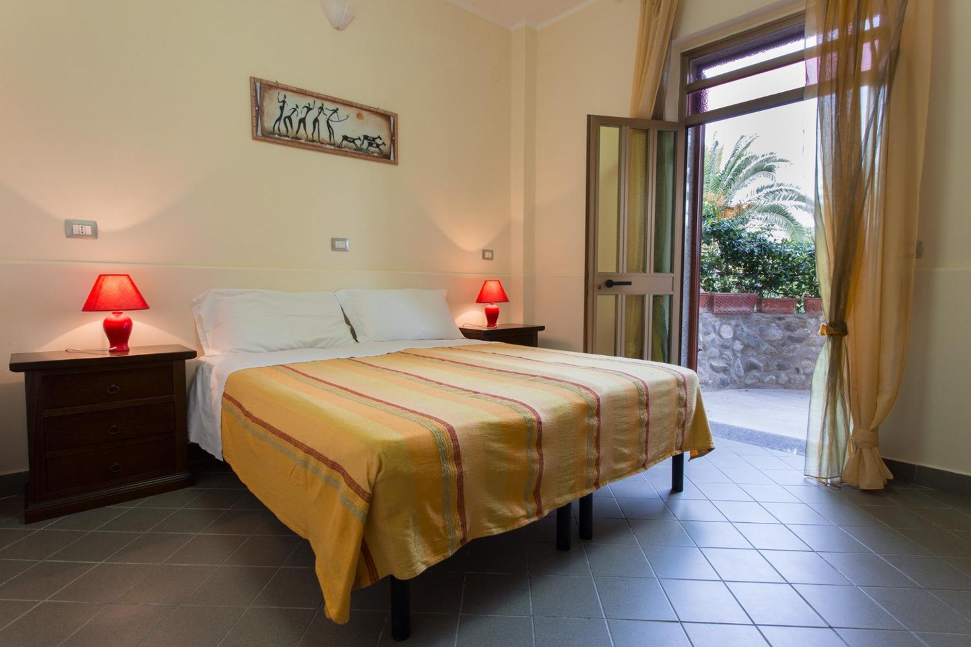 B&B Casa Cosmano Brancaleone Marina Eksteriør bilde